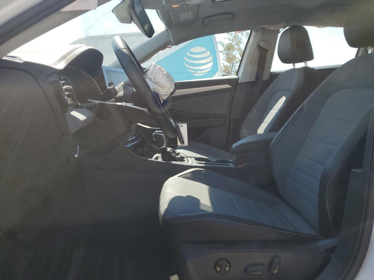 2025 Volkswagen Jetta Se - Image 7