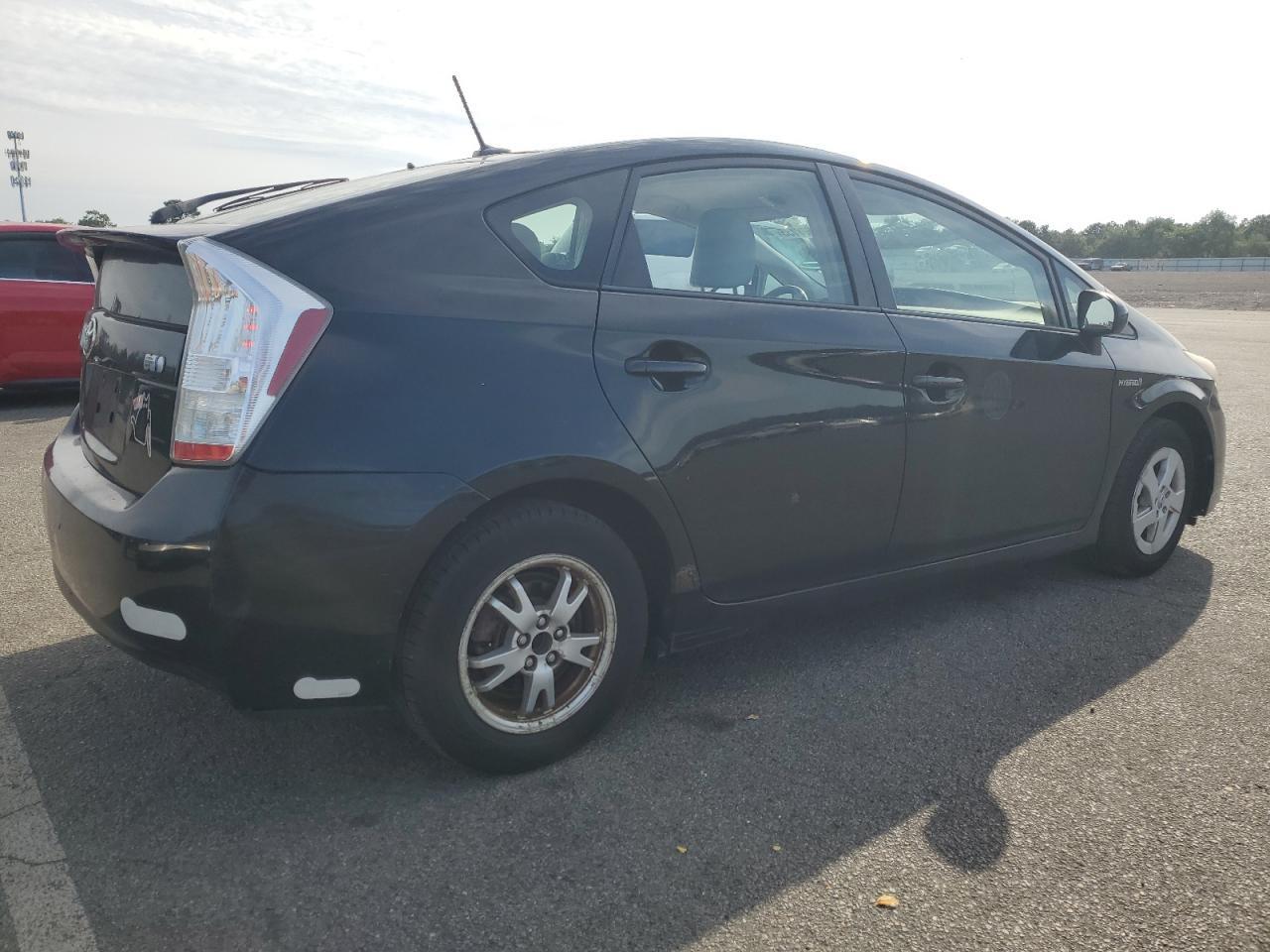 2010 Toyota Prius - Фото 3