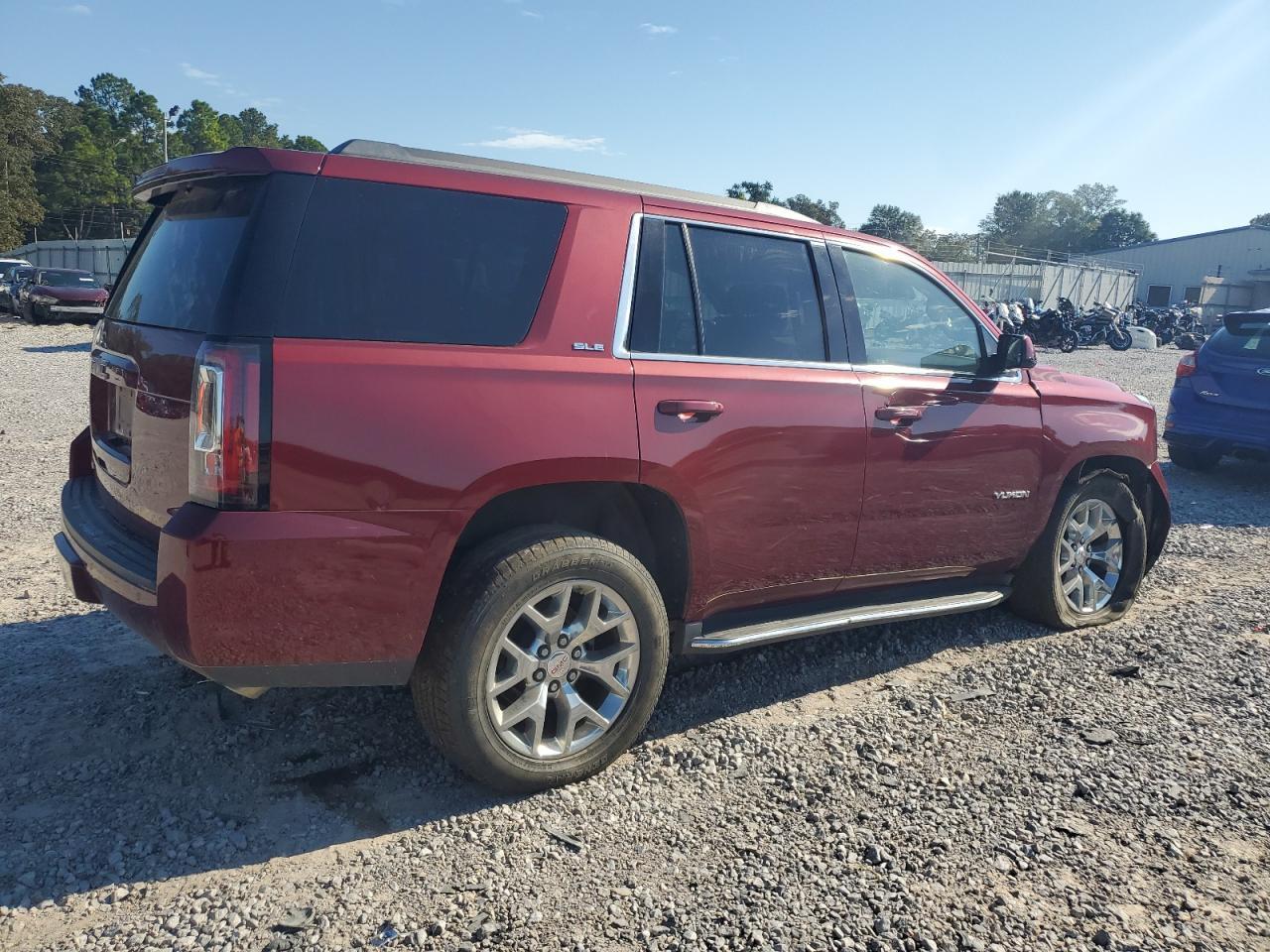 2016 GMC Yukon Sle - Фото 3
