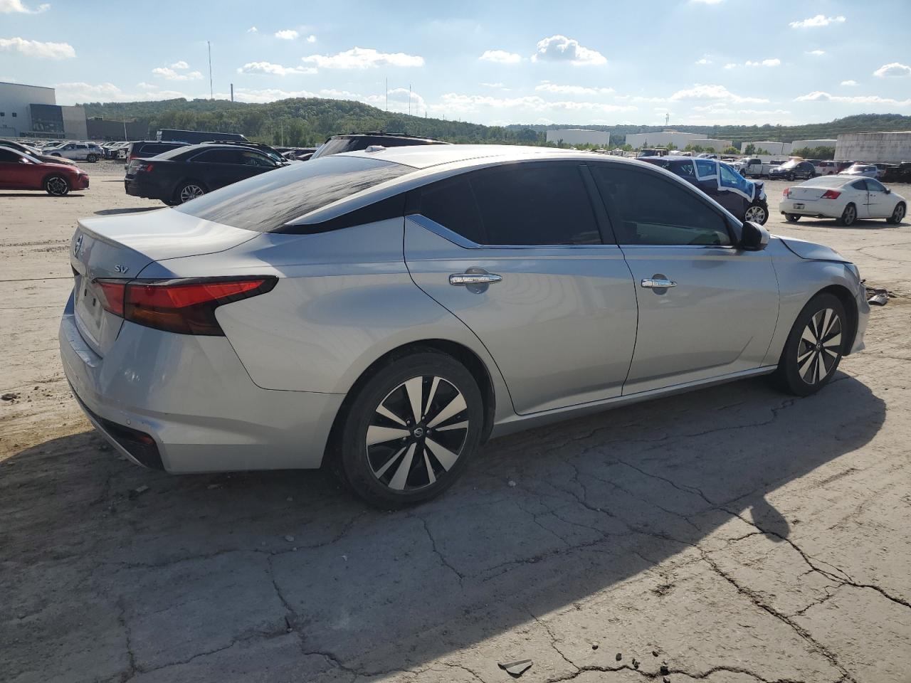 2022 Nissan Altima Sv - Фото 3