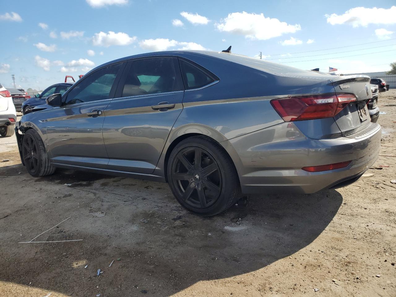 2020 Volkswagen Jetta S - Фото 2