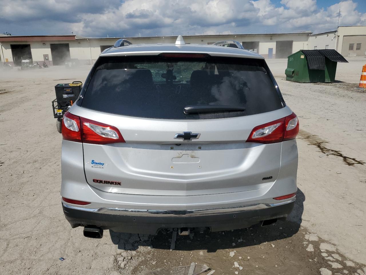 2020 Chevrolet Equinox Premier - Image 6