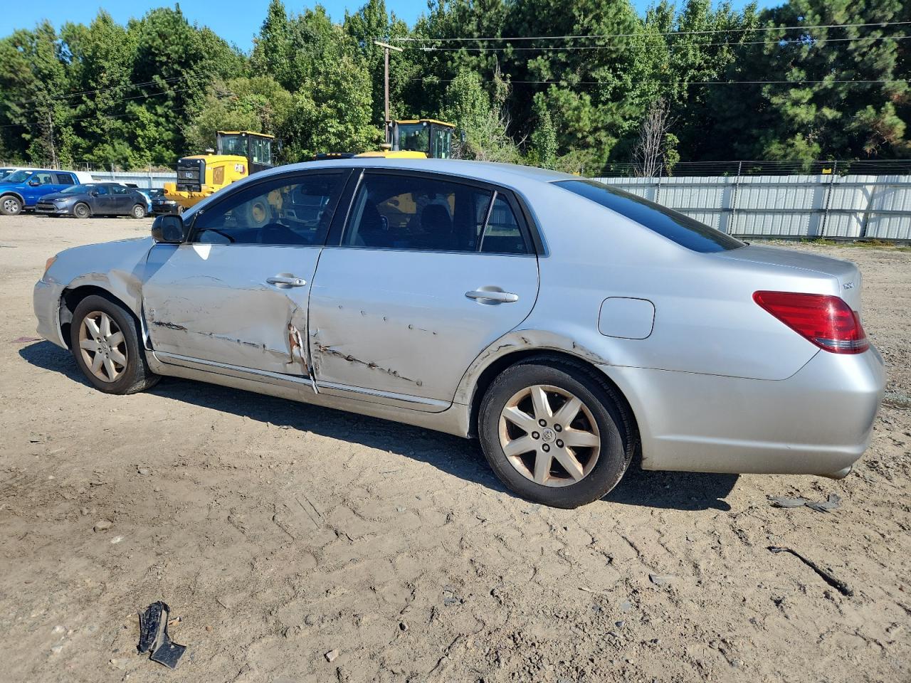 2008 Toyota Avalon Xl - Image 2