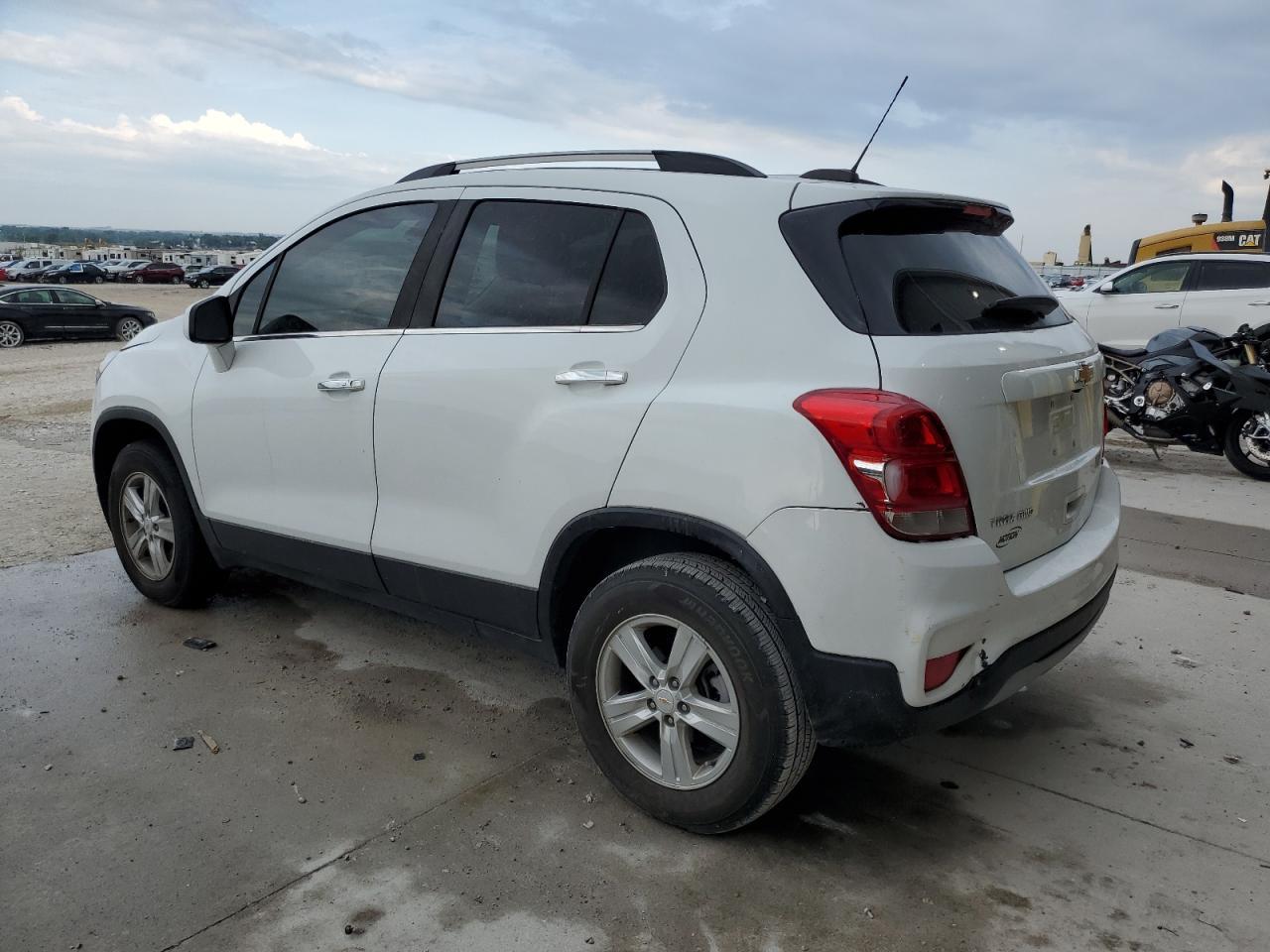 2020 Chevrolet Trax 1Lt - Фото 2