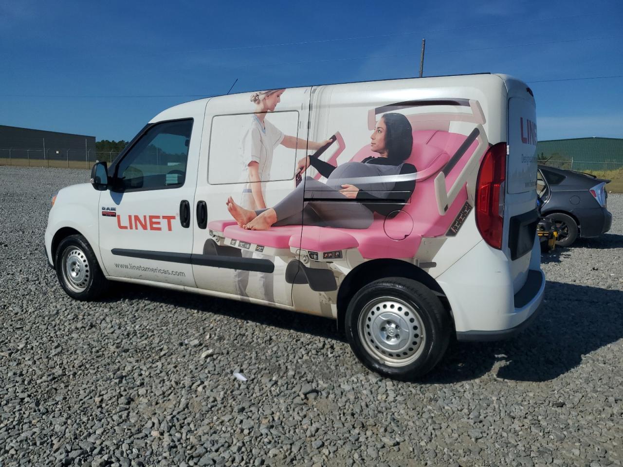 2022 Ram Promaster City Tradesman - Image 2