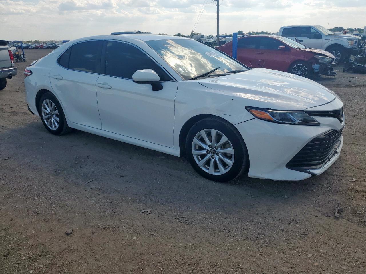 2018 Toyota Camry L - Фото 4