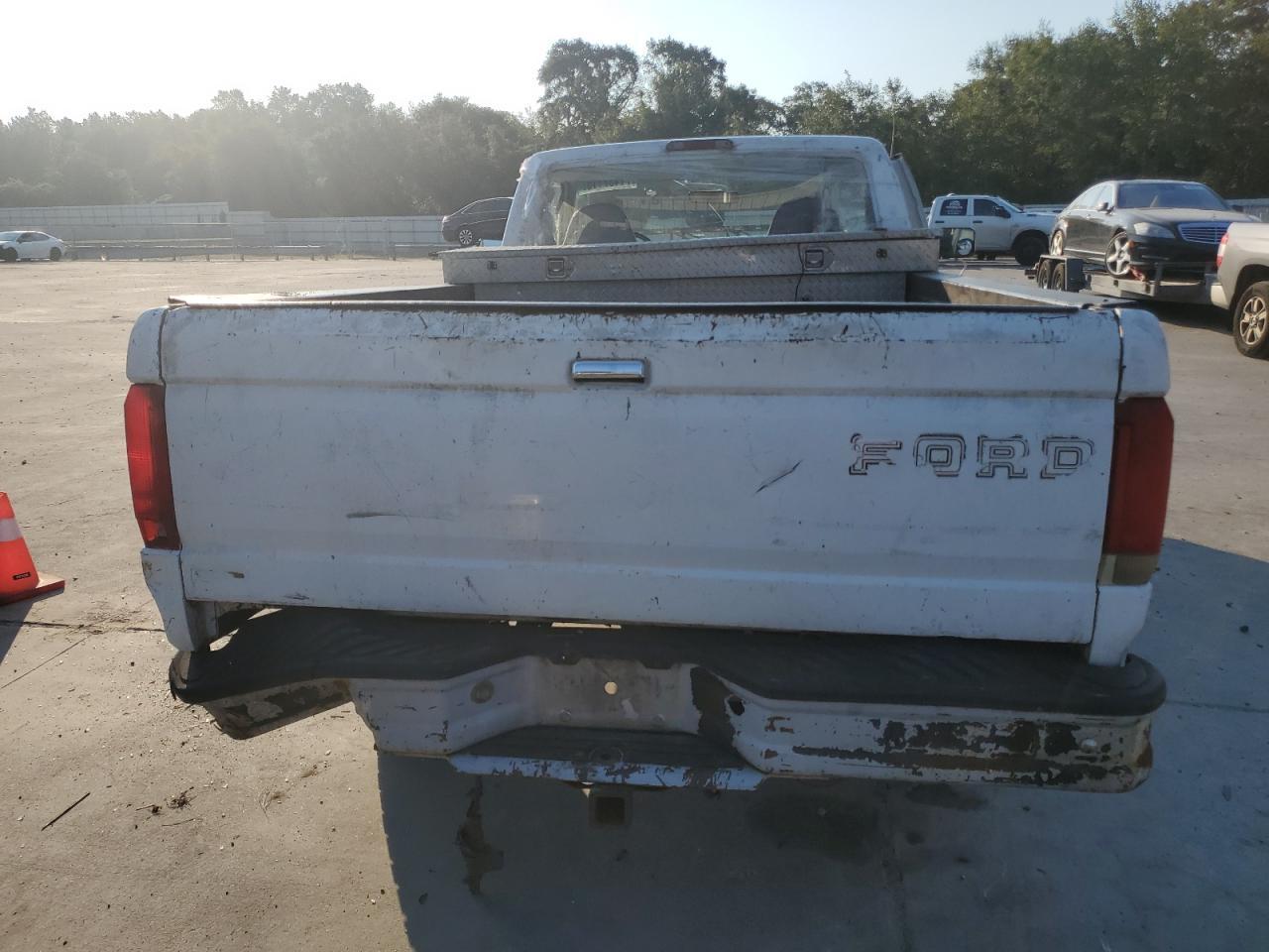 1997 Ford F250 - Image 6