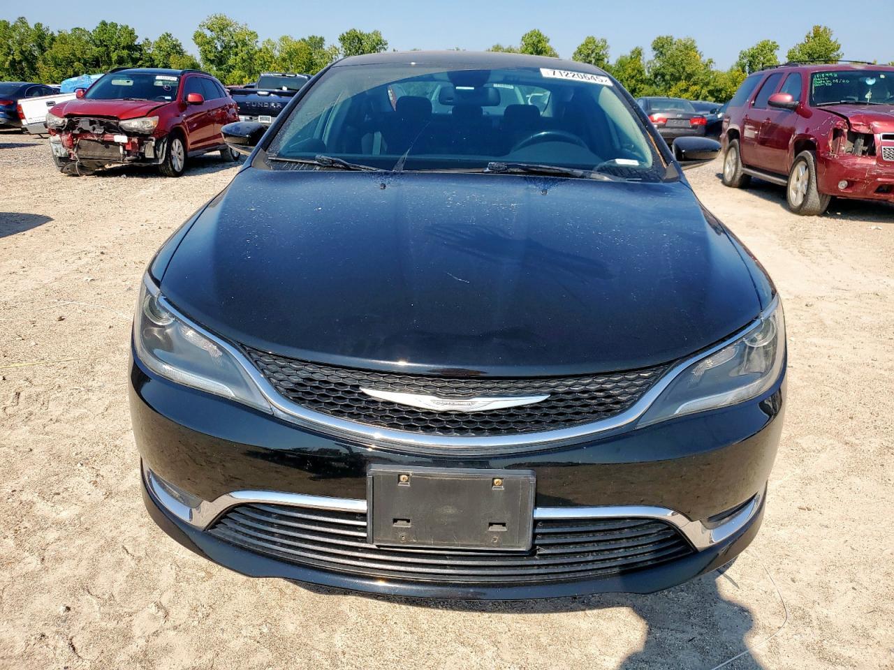 2016 Chrysler 200 - Image 5