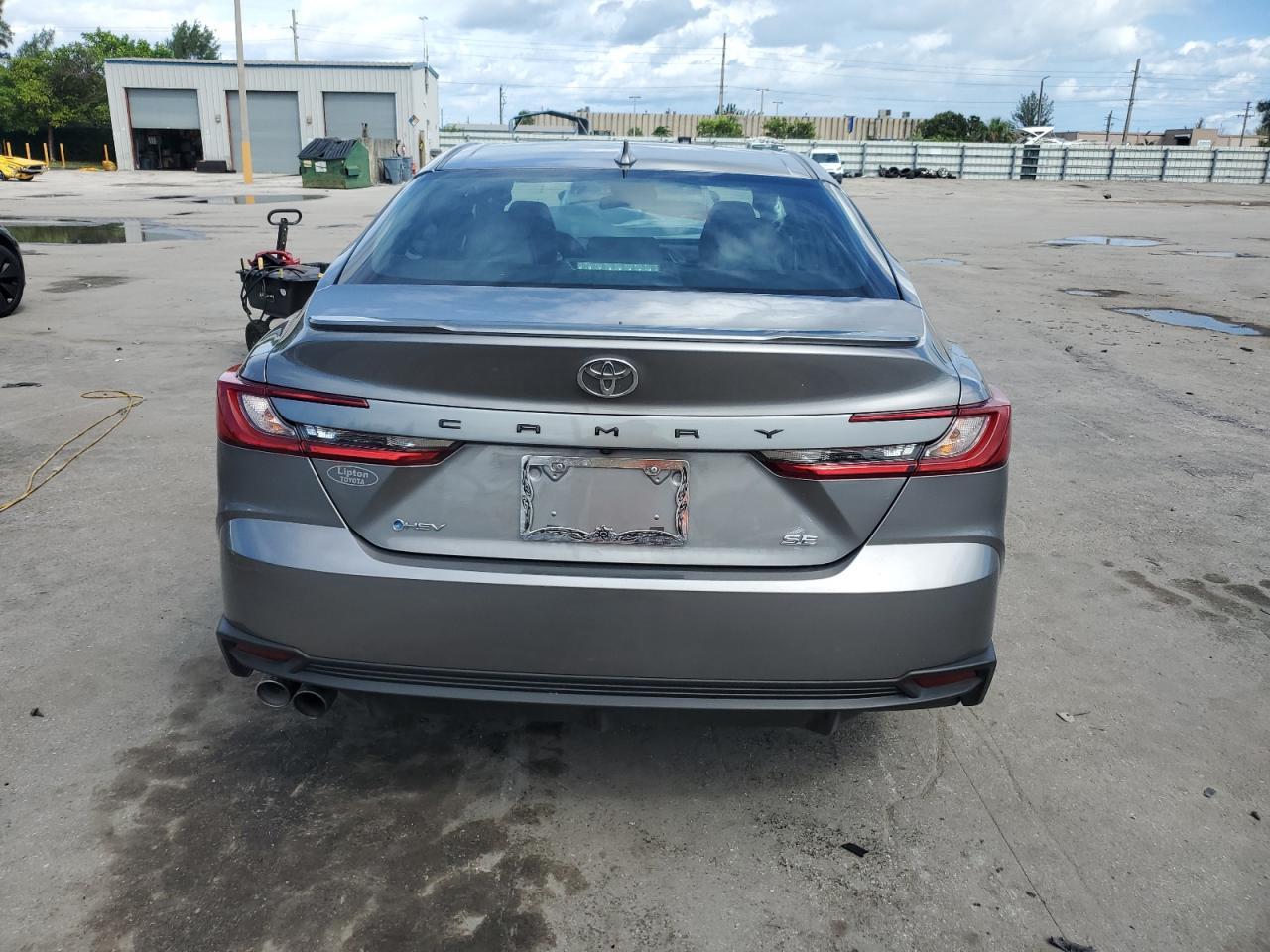 2025 Toyota Camry Xse - Image 6