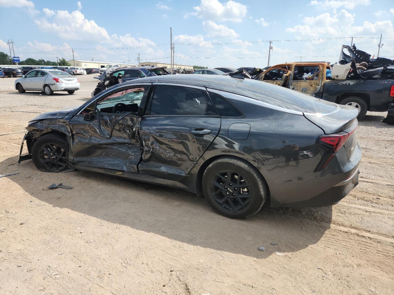 2025 Kia K5 Lxs - Фото 2