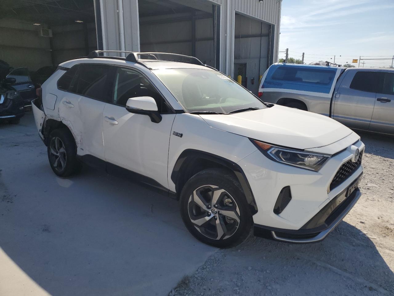 2021 Toyota Rav4 Prime Se - Фото 4