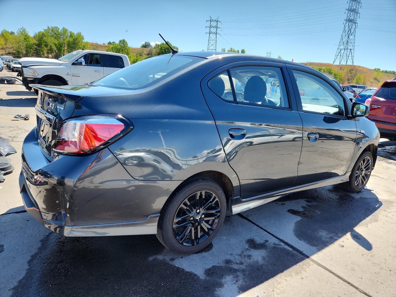 2024 Mitsubishi Mirage G4 Es - Image 3