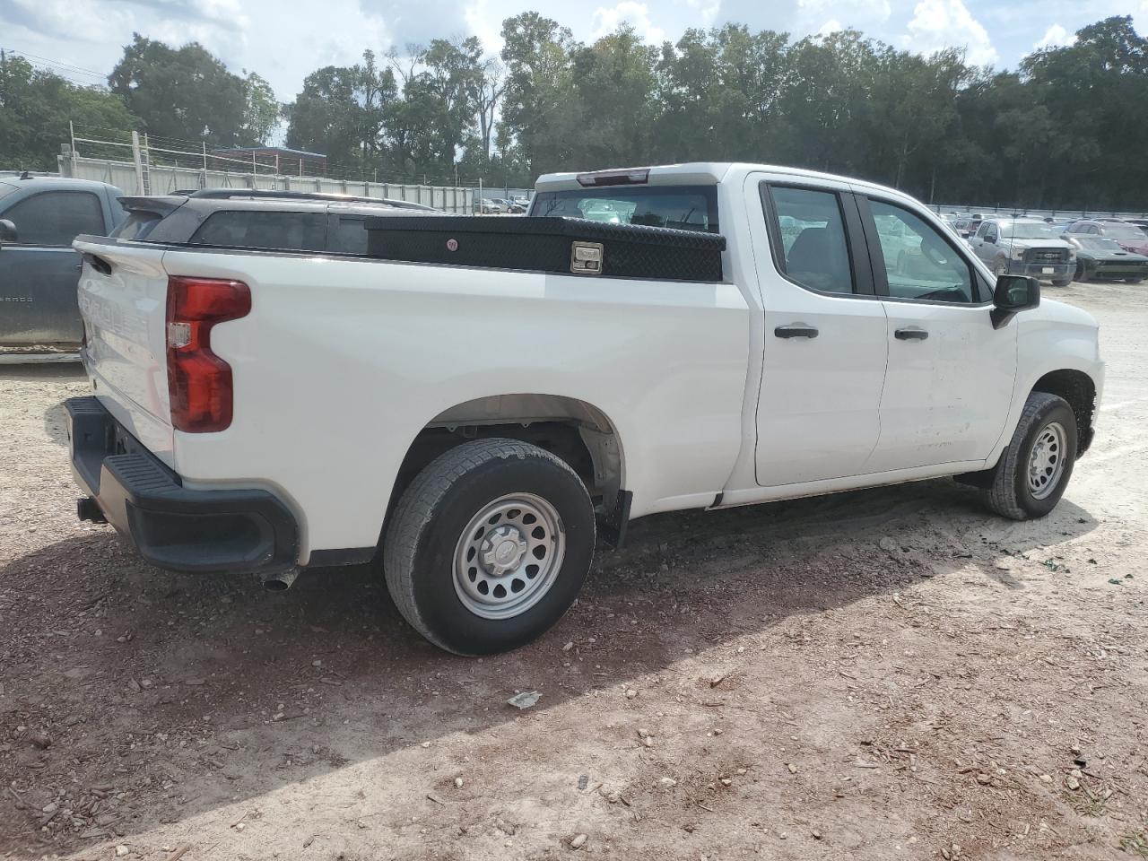 2022 Chevrolet Silverado Ltd K1500 - Фото 3