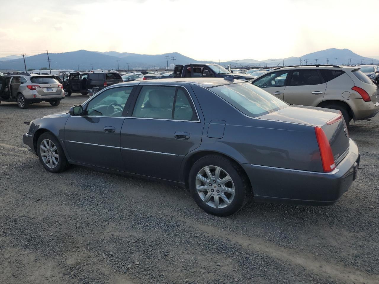 2009 Cadillac Dts - Фото 2