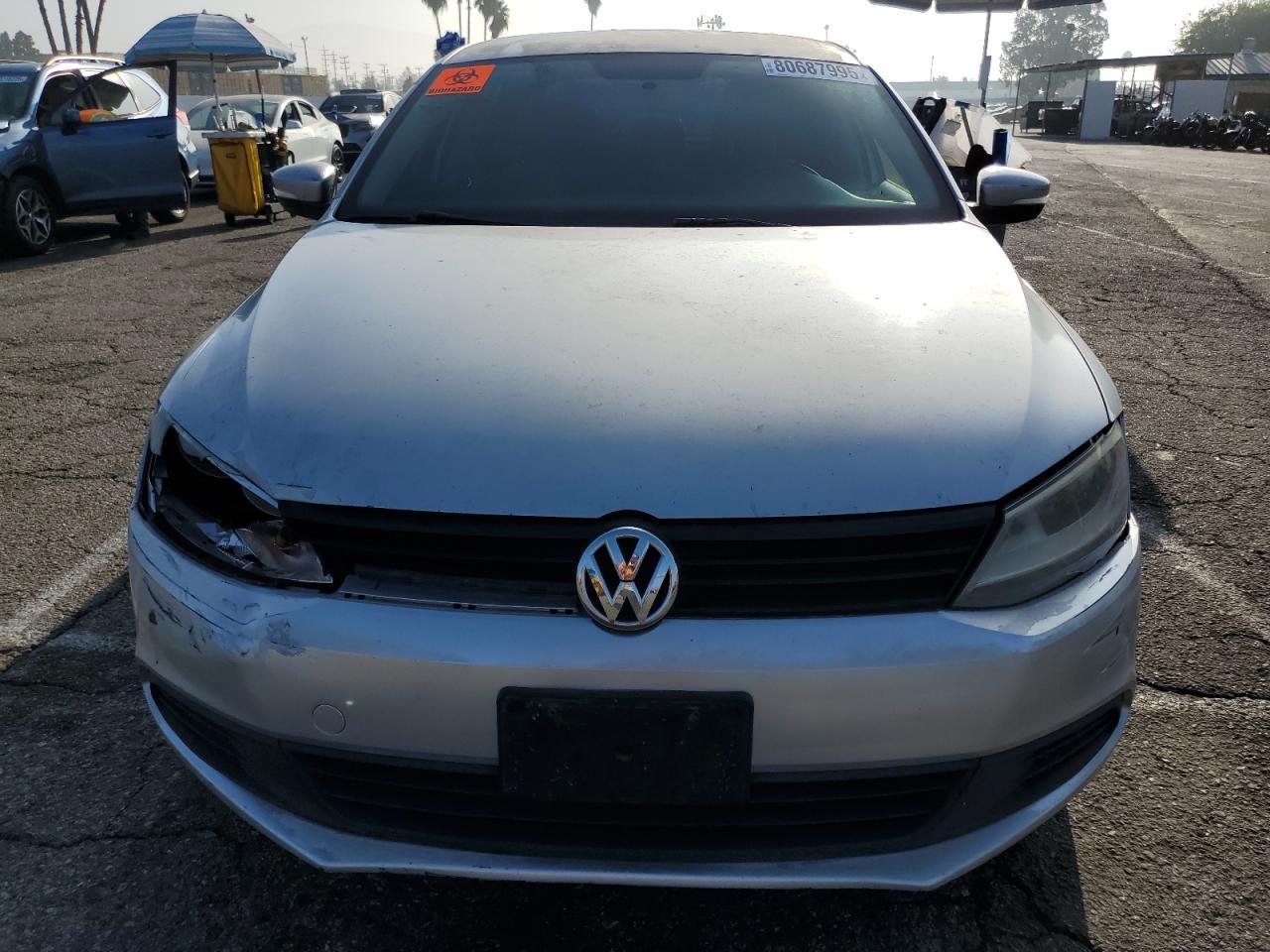 2011 Volkswagen Jetta Se - Image 5