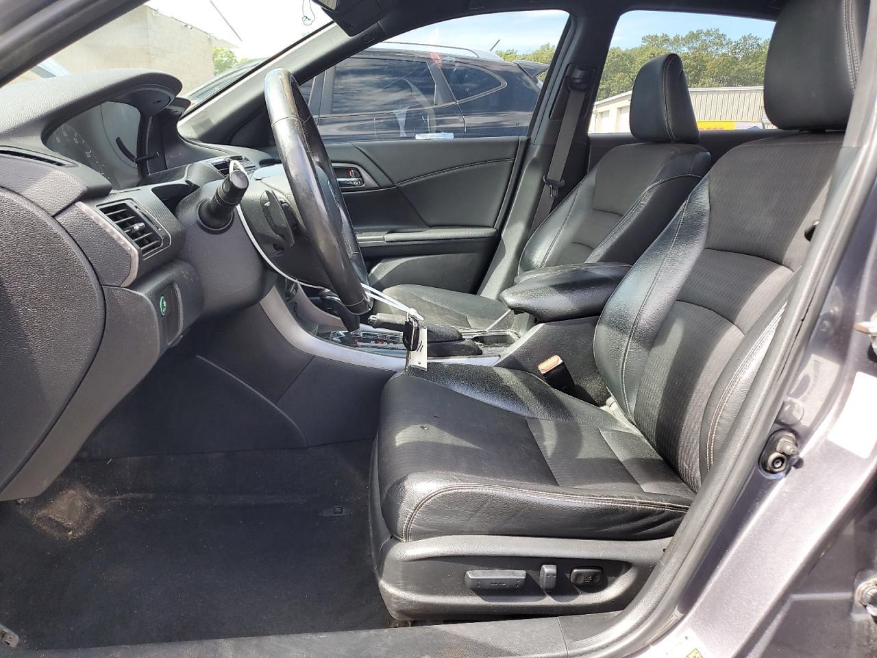 2016 Honda Accord Sport - Image 7