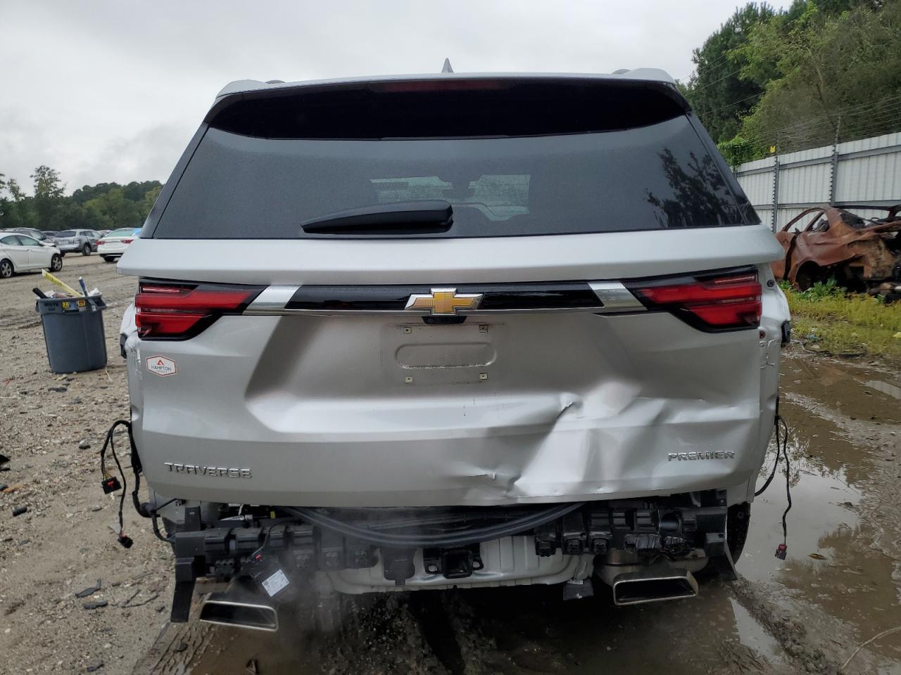 2022 Chevrolet Traverse Premier - Фото 6