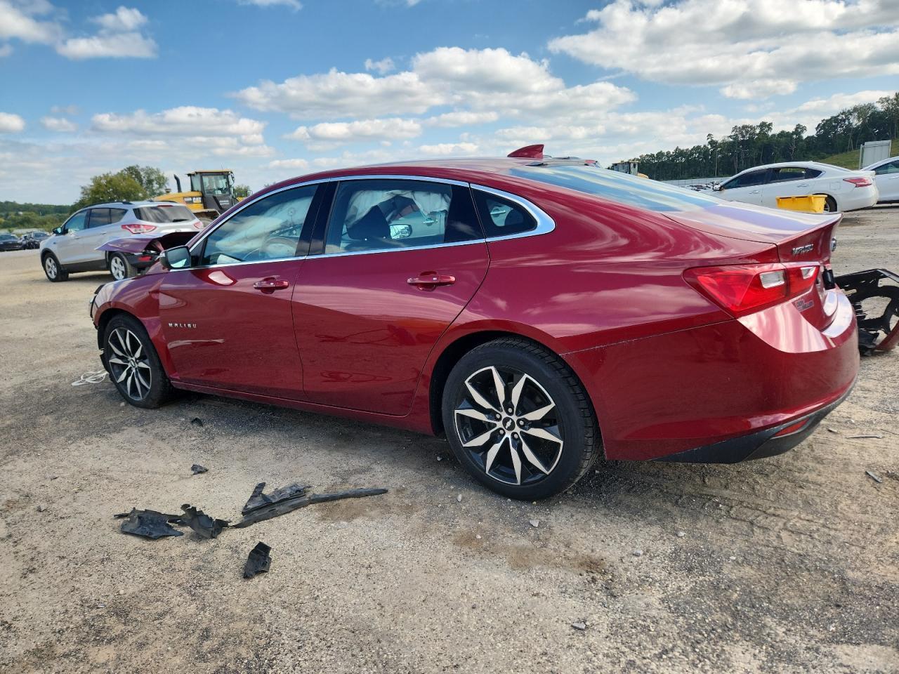 2017 Chevrolet Malibu Lt - Фото 2