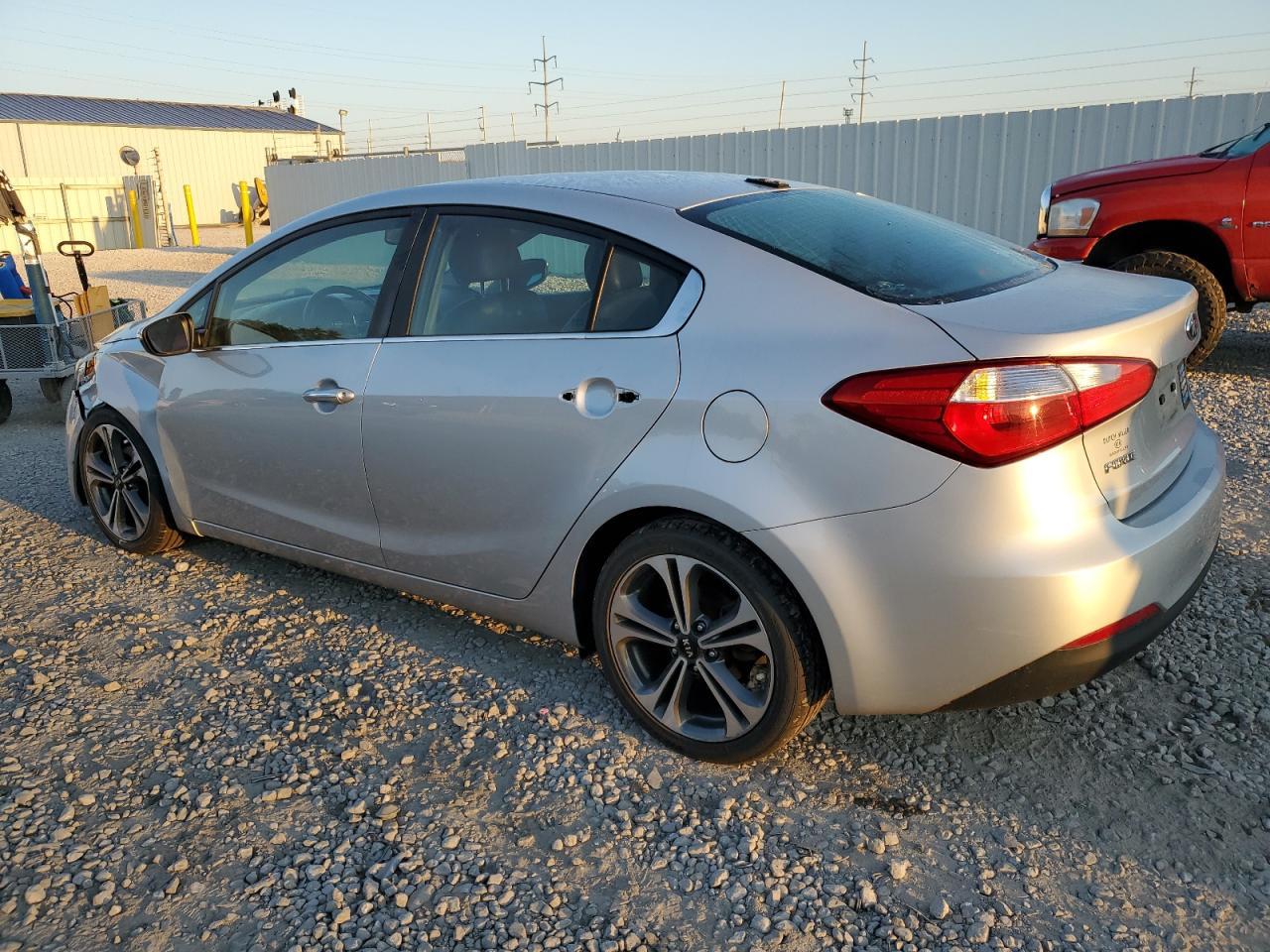 2015 Kia Forte Ex - Image 2