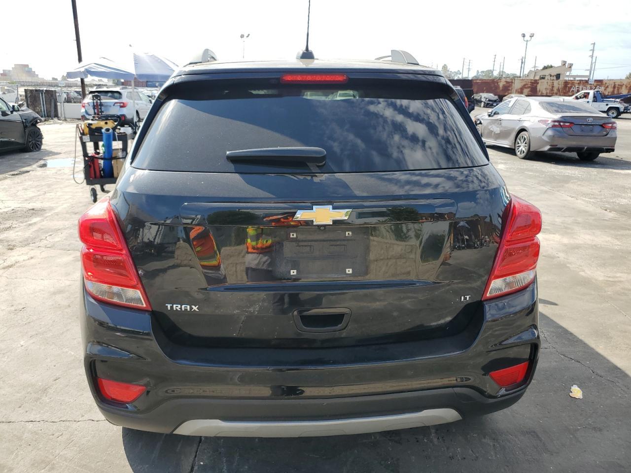 2019 Chevrolet Trax 1Lt - Image 6