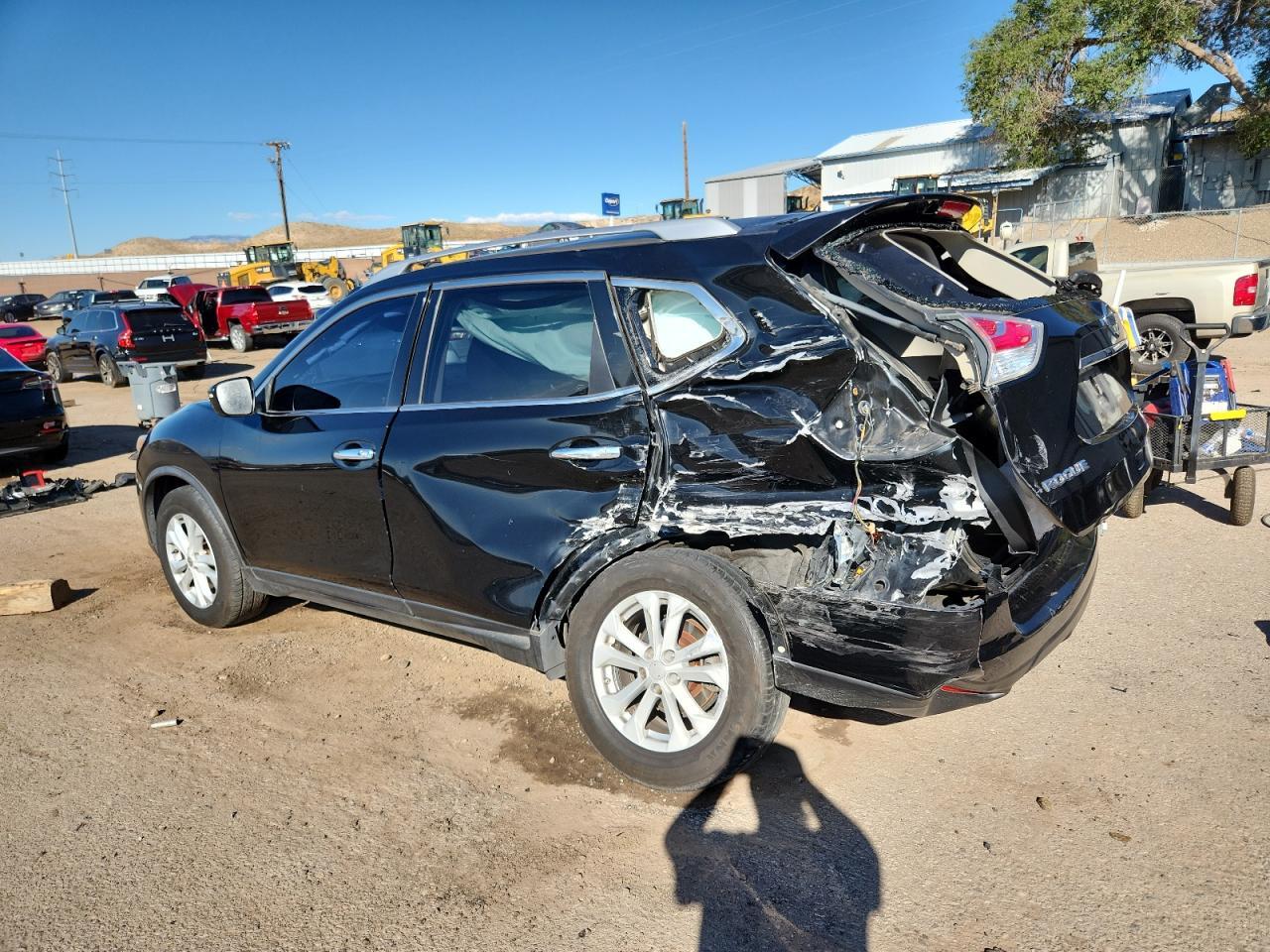 2016 Nissan Rogue S - Image 2