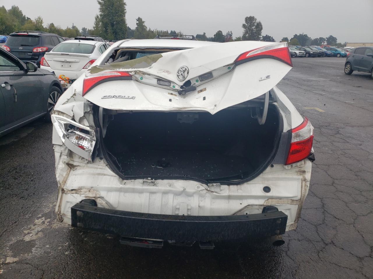 2015 Toyota Corolla L - Фото 6