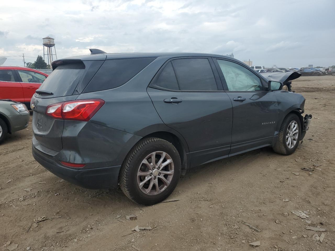 2019 Chevrolet Equinox Ls - Image 3