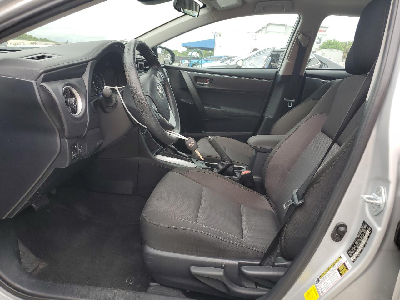 2017 Toyota Corolla L - Фото 7