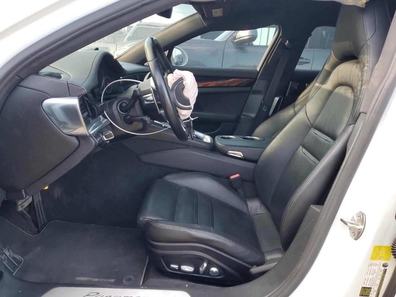 2017 Porsche Panamera 2 - Фото 7