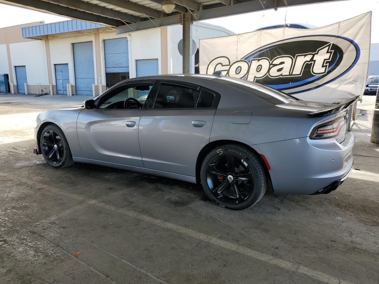 2018 Dodge Charger R/T - Фото 2