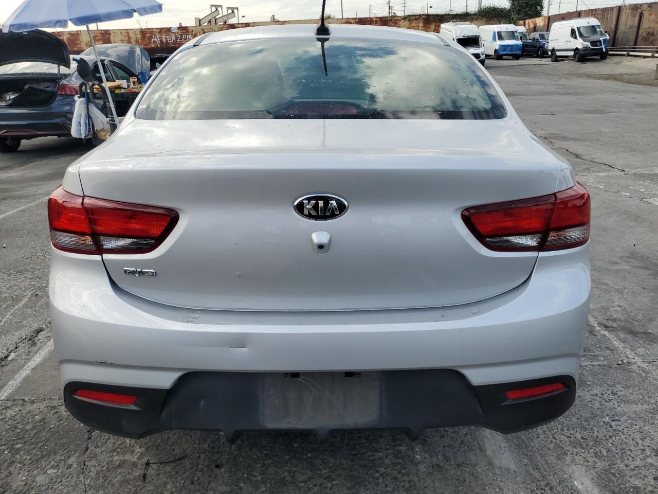 2020 Kia Rio Lx - Фото 6