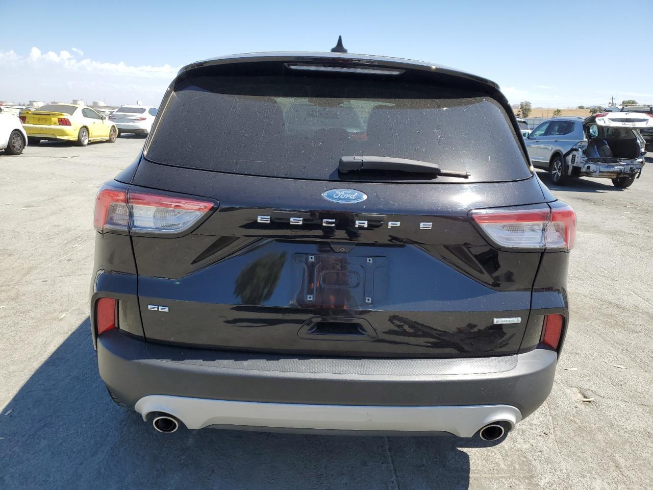 2020 Ford Escape Se - Фото 6