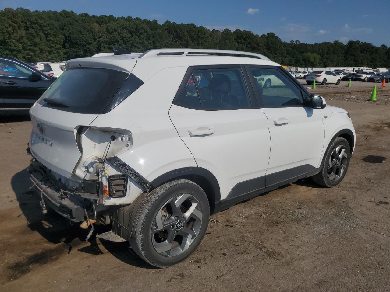 2022 Hyundai Venue Sel - Фото 3