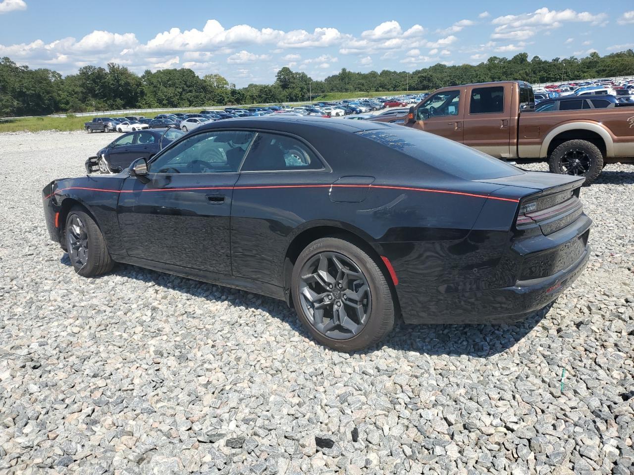 2025 Dodge Charger Daytona R/T - Фото 2