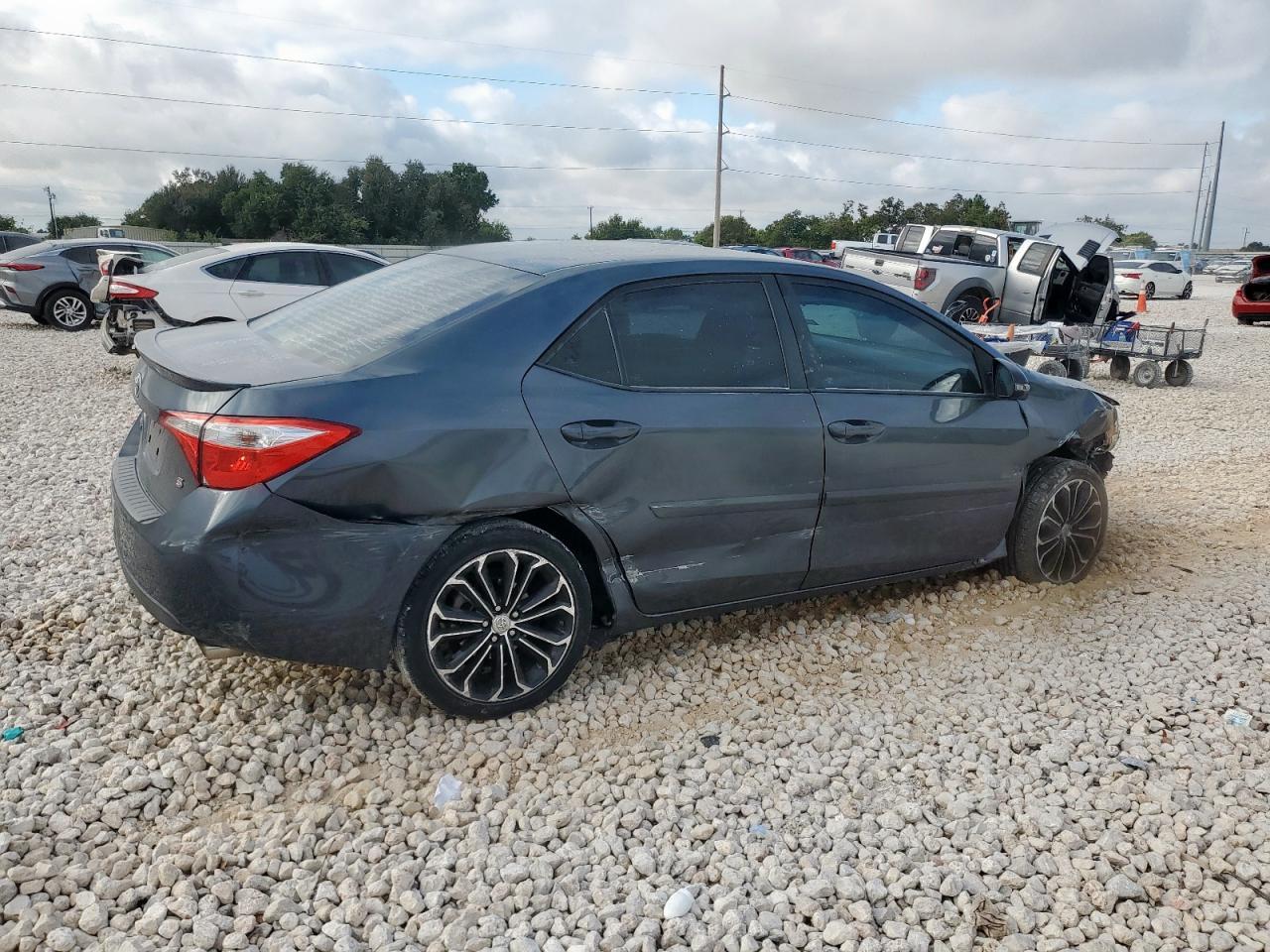 2016 Toyota Corolla S Plus - Фото 3