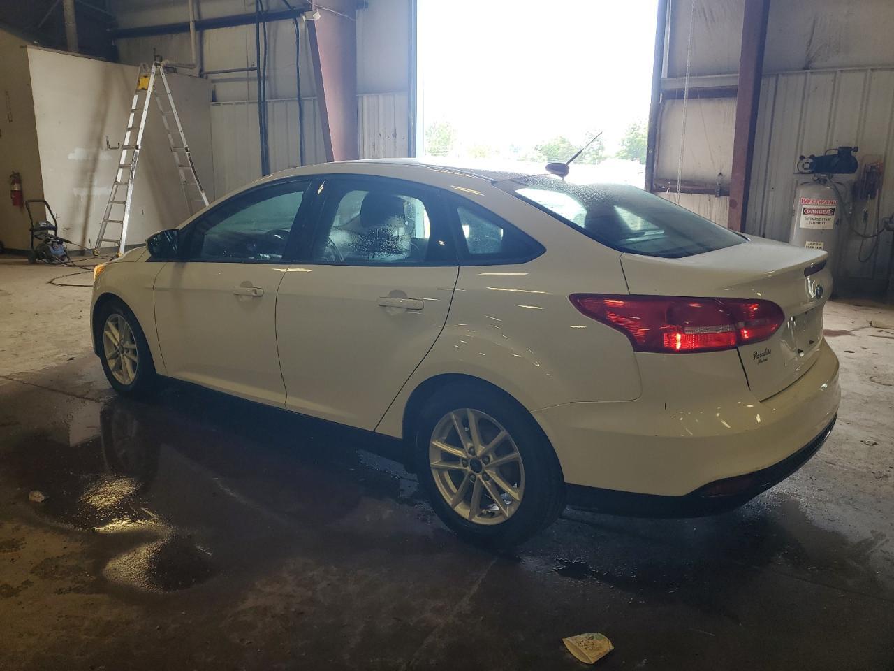 2016 Ford Focus Se - Image 2
