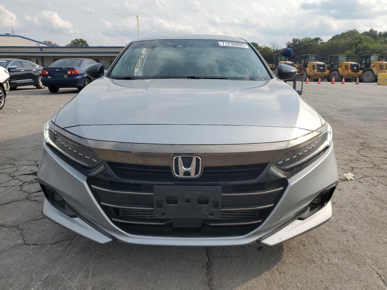 2022 Honda Accord Sport - Фото 5