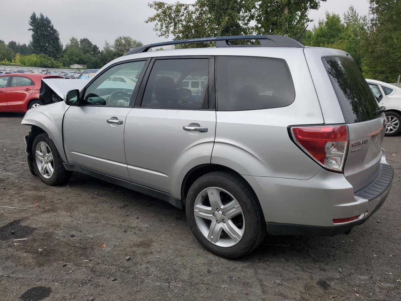 2010 Subaru Forester 2.5X Premium - Фото 2