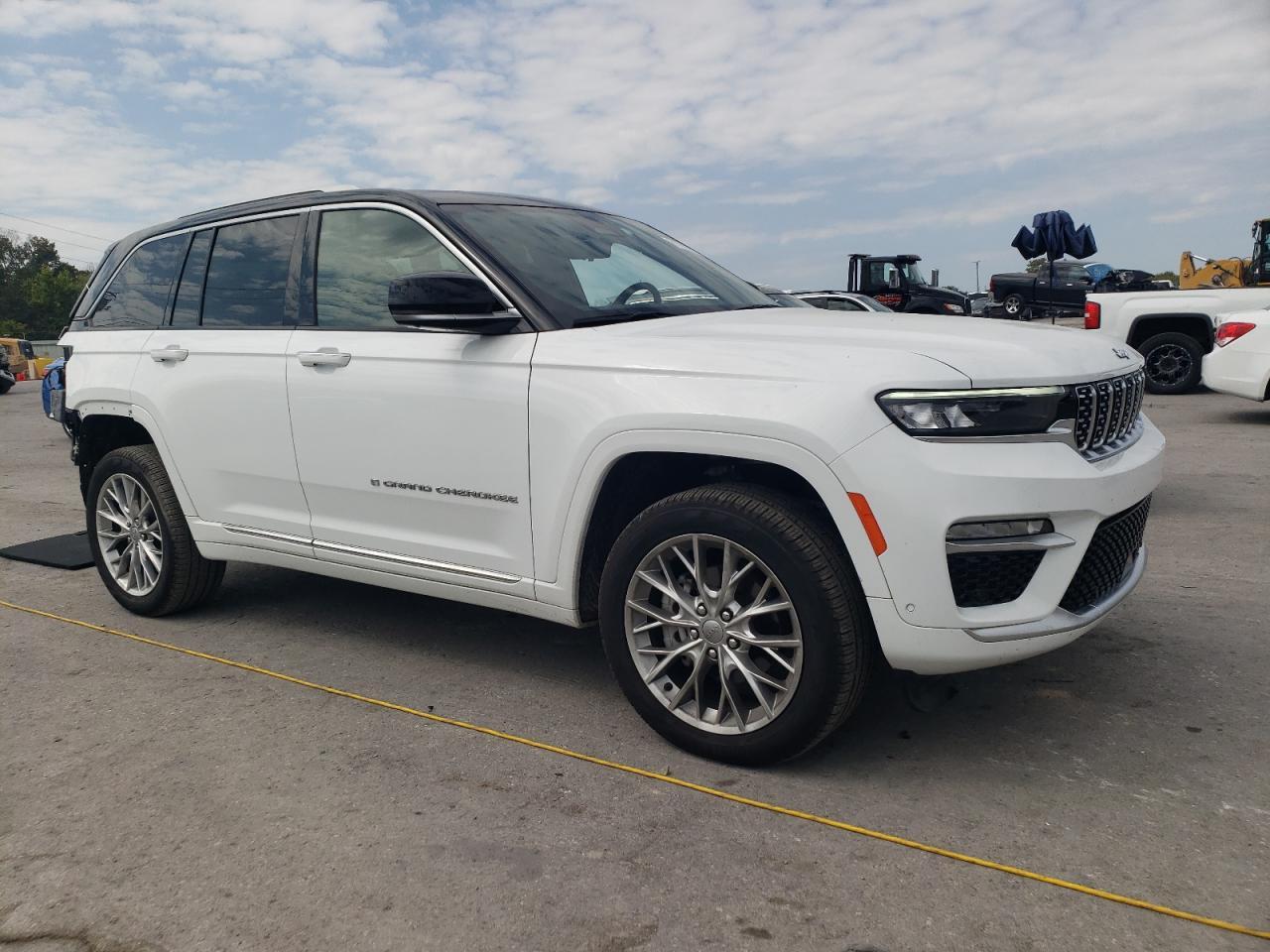 2024 Jeep Grand Cherokee Summit - Фото 4