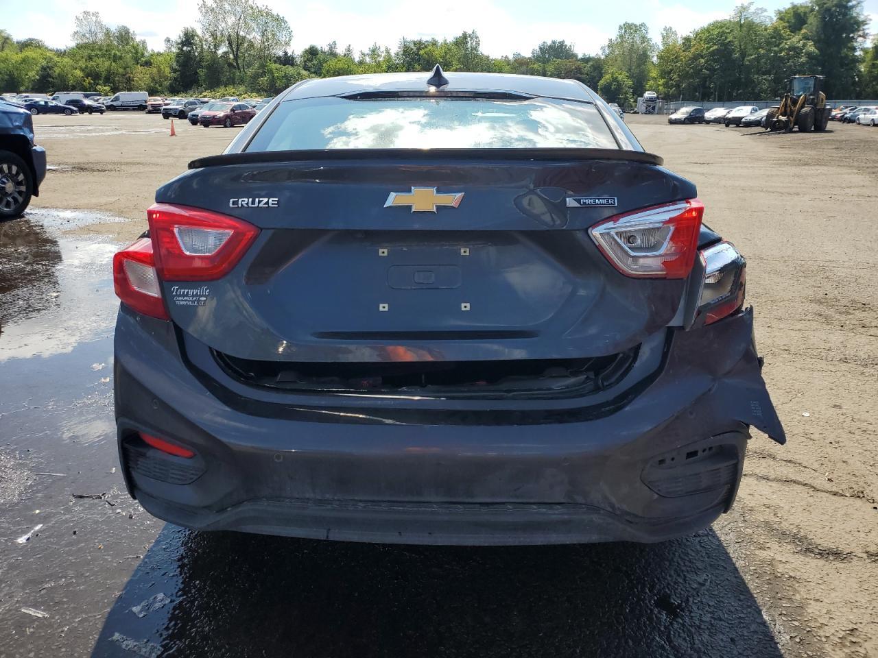2016 Chevrolet Cruze Premier - Фото 6