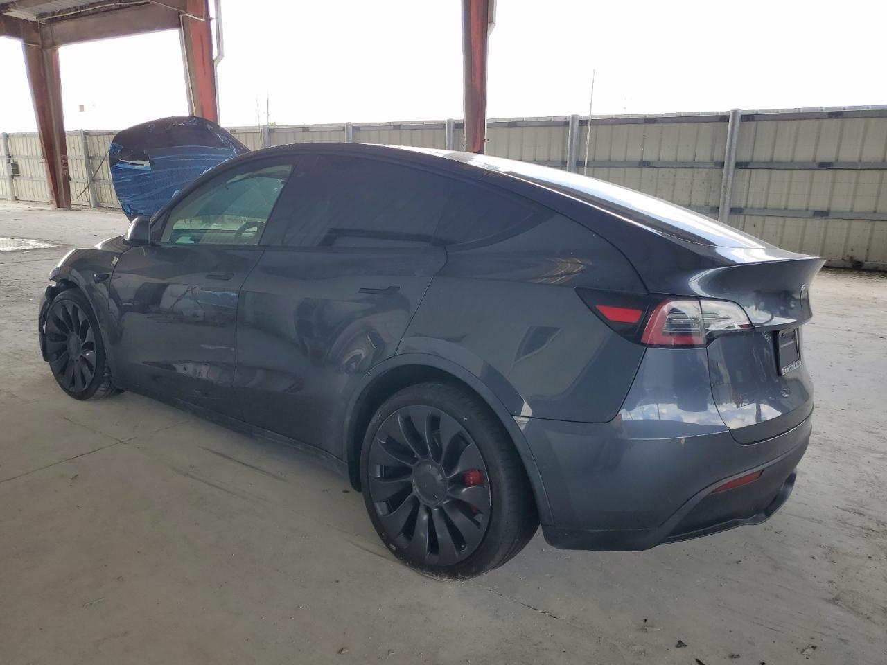 2020 Tesla Model Y - Image 2