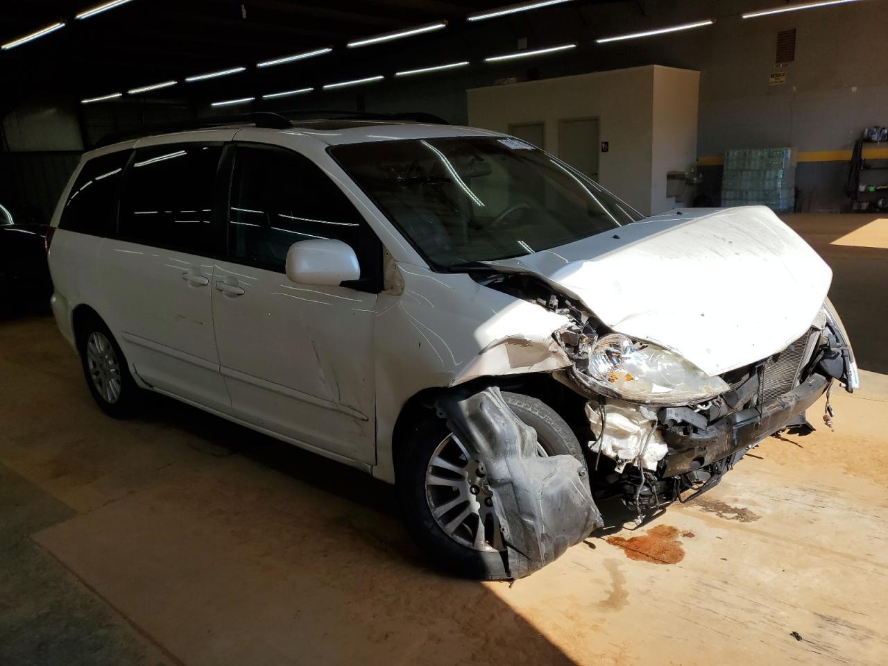 2010 Toyota Sienna Xle - Фото 4
