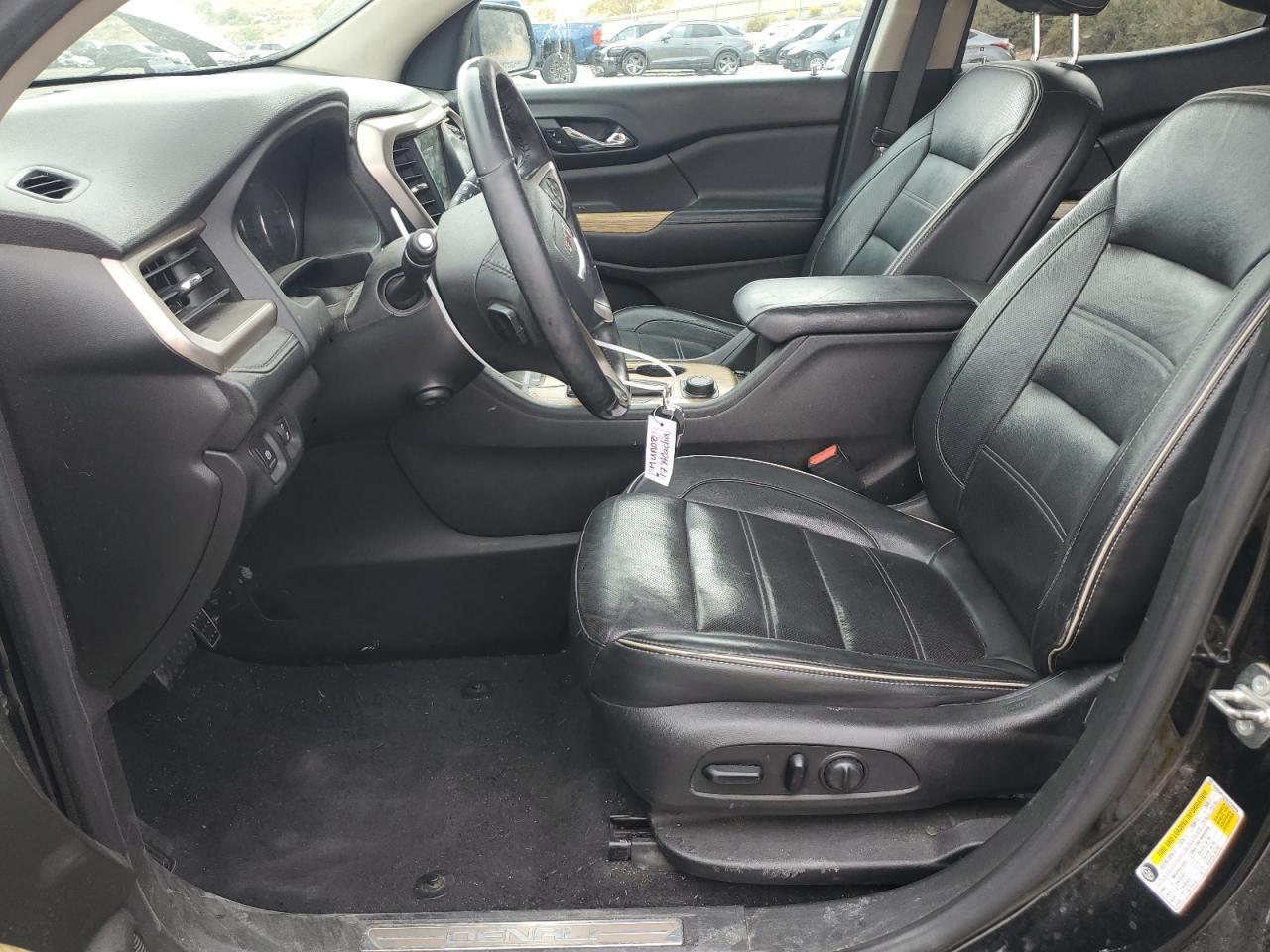 2017 GMC Acadia Denali - Фото 7