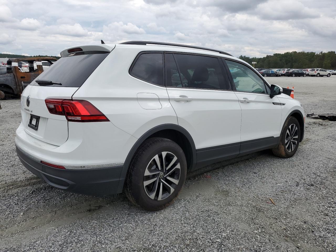 2024 Volkswagen Tiguan S - Image 3