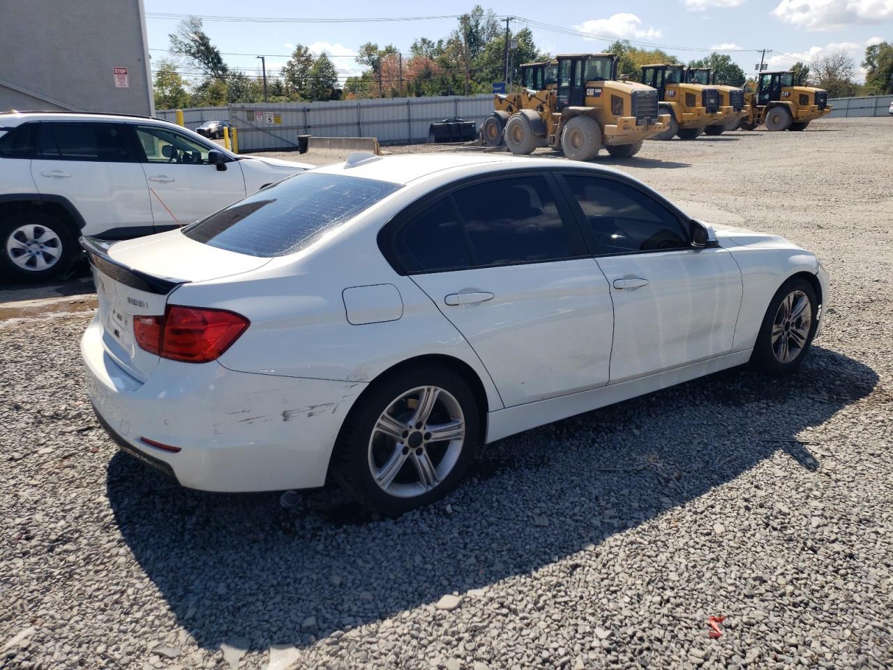 2013 BMW 328 Xi - Фото 3