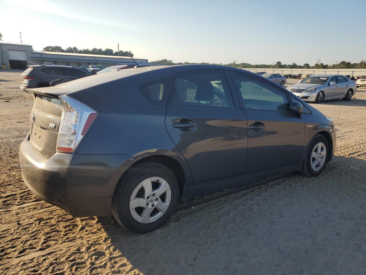 2010 Toyota Prius - Фото 3