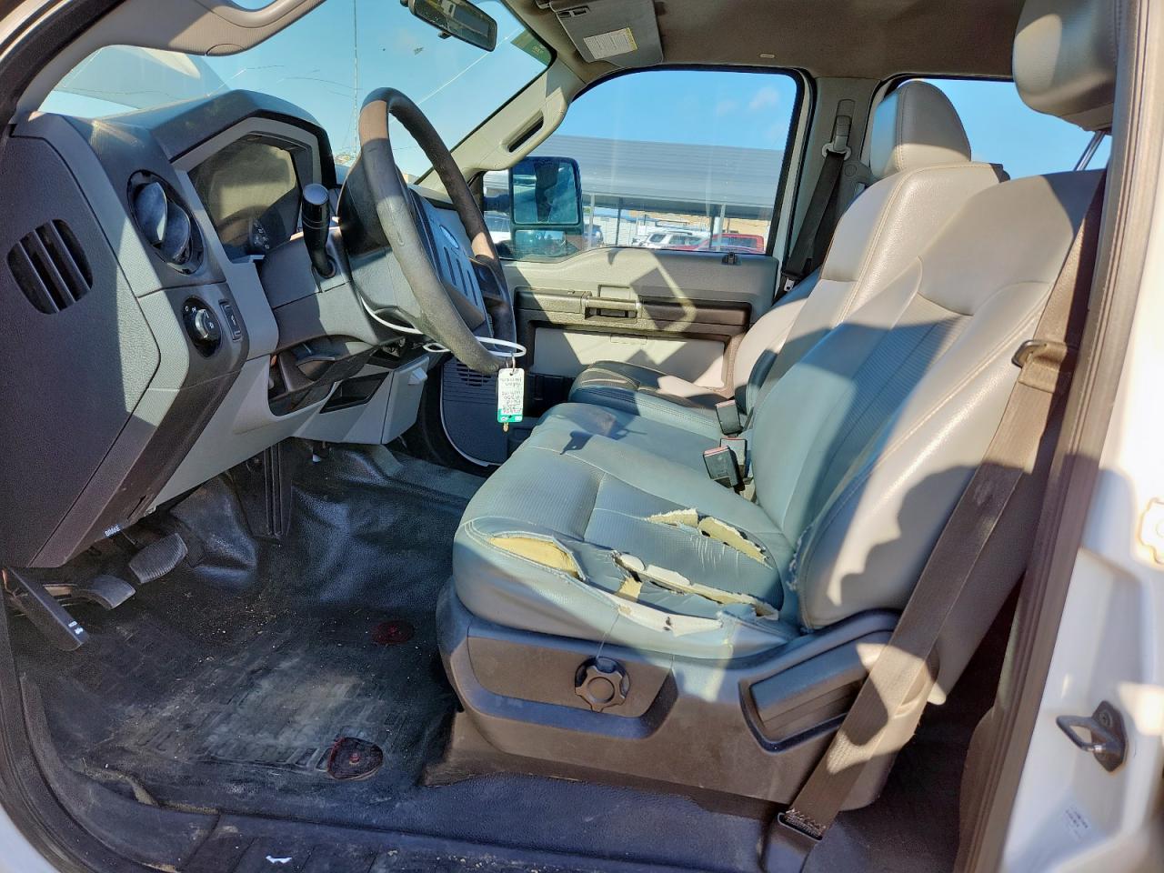 2015 Ford F350 Super Duty - Image 7