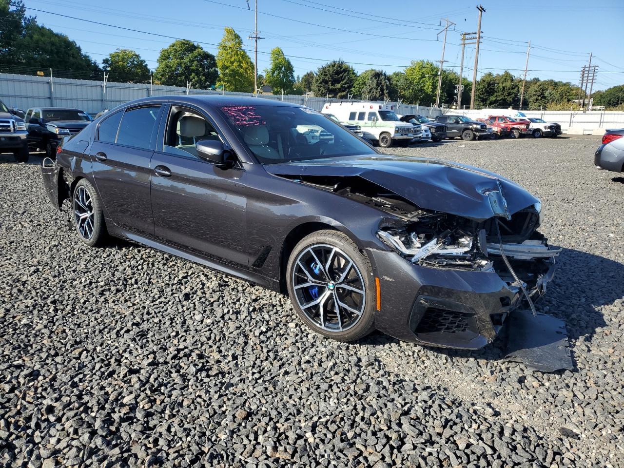 2022 BMW 540 Xi - Фото 4