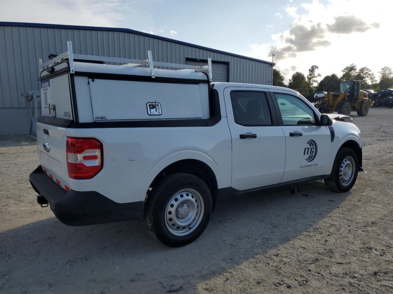 2024 Ford Maverick Xl Utility / Service Truck - Image 4