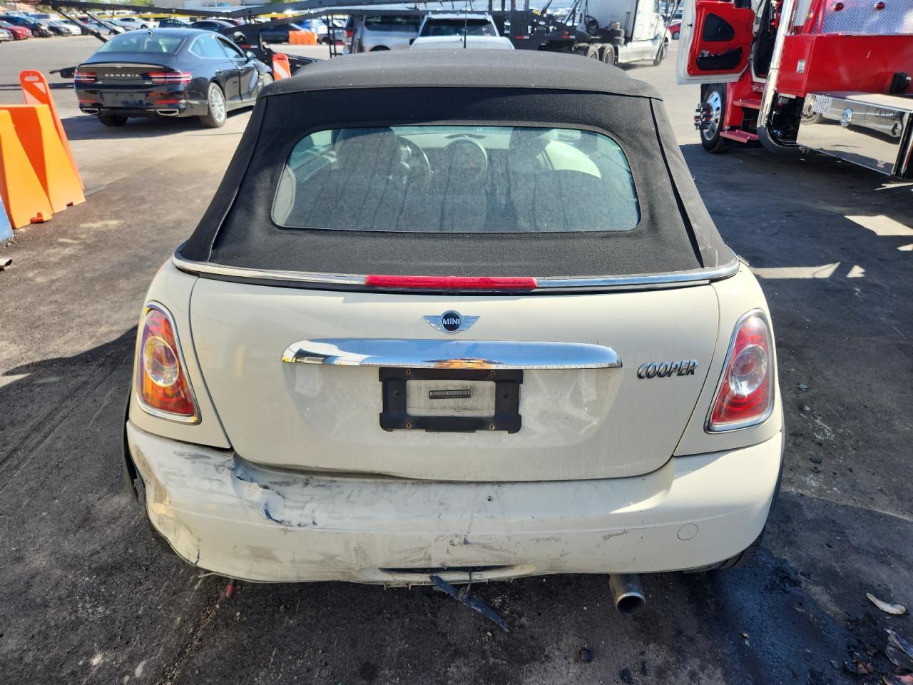 2011 Mini Cooper - Image 6